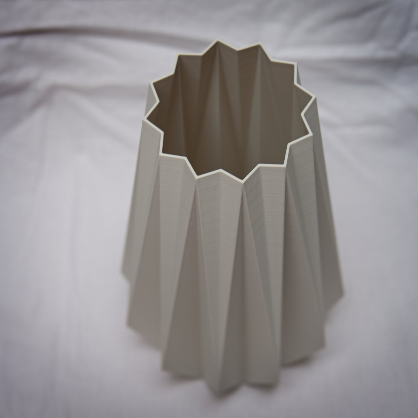 Paper Vase #01 - "Origami"