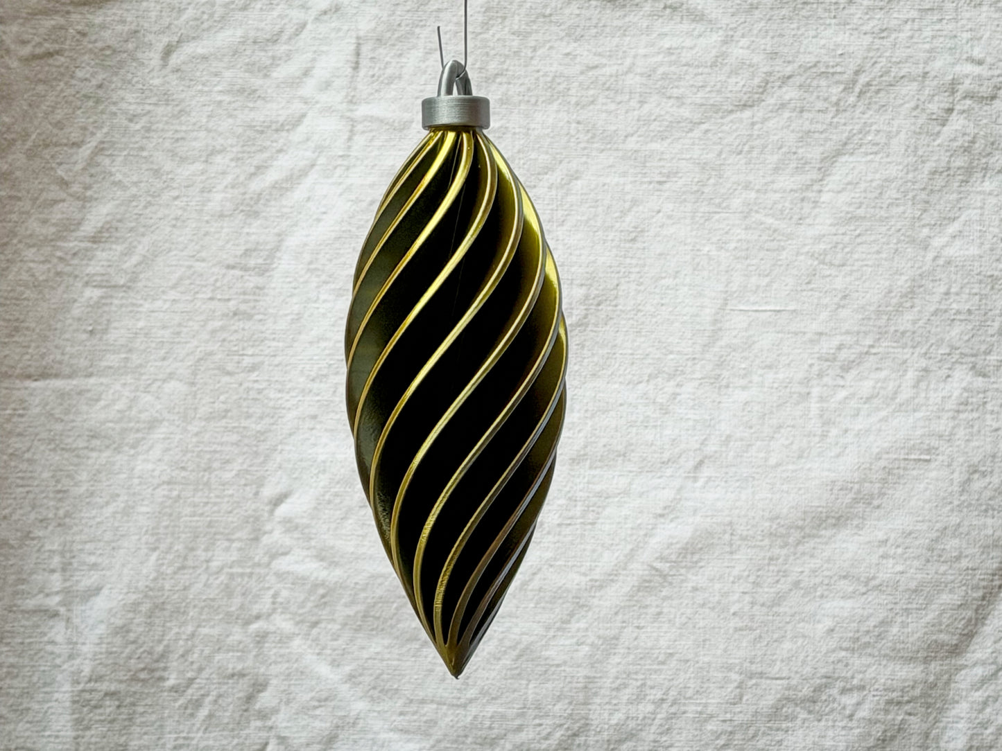Xmas Ball #03-C - Spiral-Christbaumkugel (Typ C)